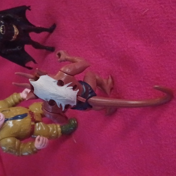 Action Figures Batman, Gargoyle and Planeteer - Picture 5 of 7